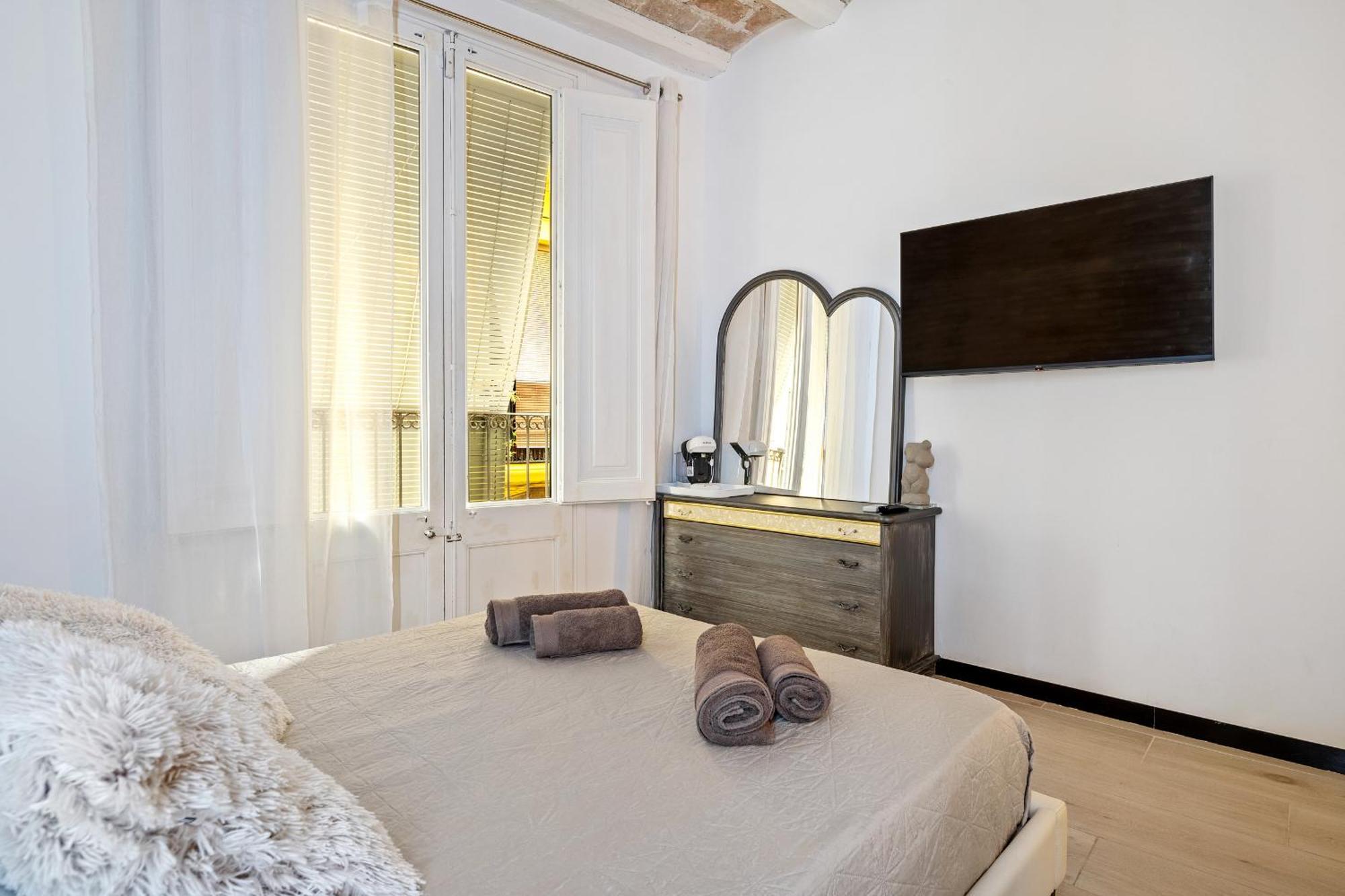Hauzify I Novavila Centre Rooms บิลาโนวา อิลา เจลตรู ภายนอก รูปภาพ
