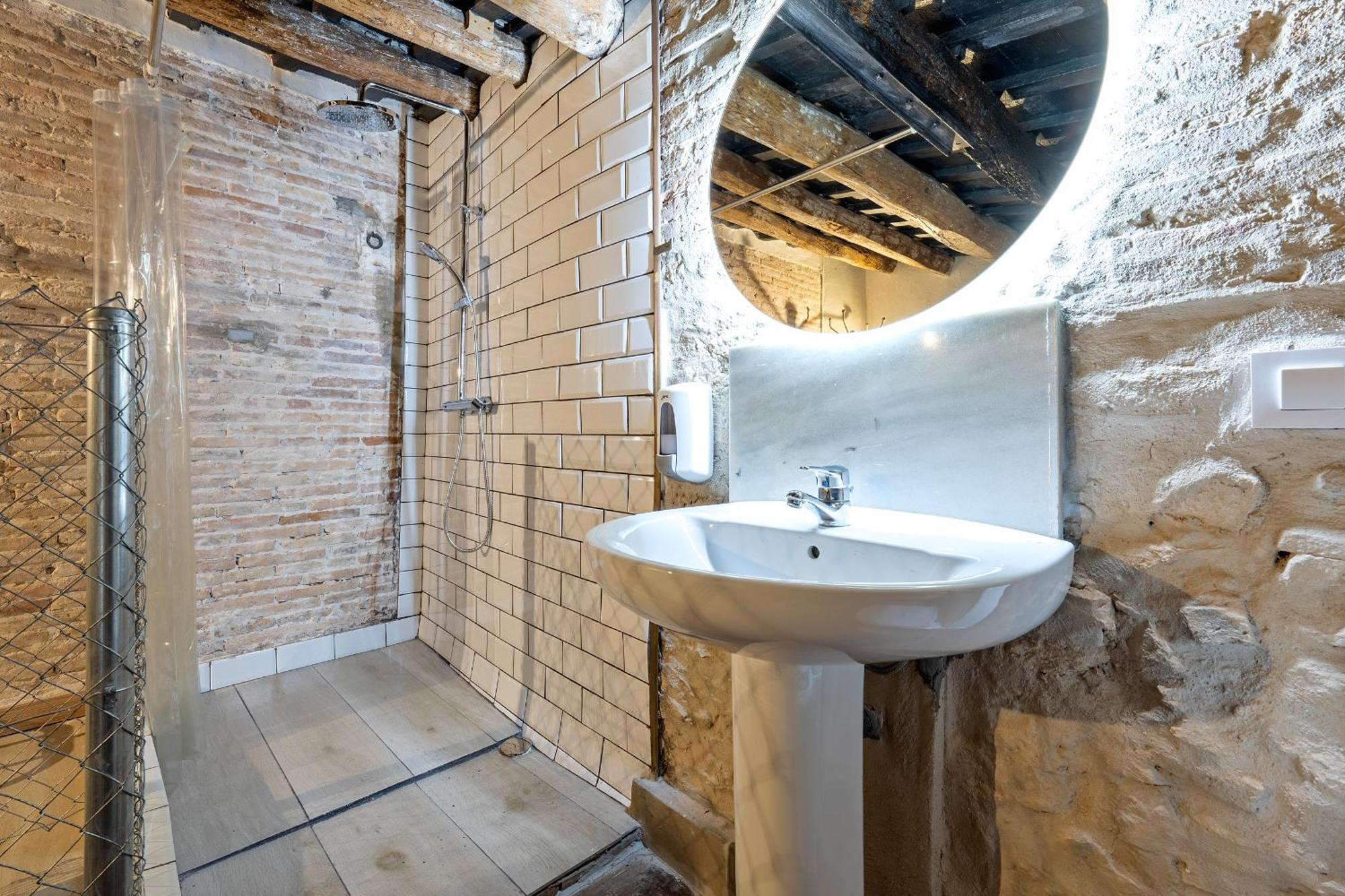 Hauzify I Novavila Centre Rooms บิลาโนวา อิลา เจลตรู ภายนอก รูปภาพ